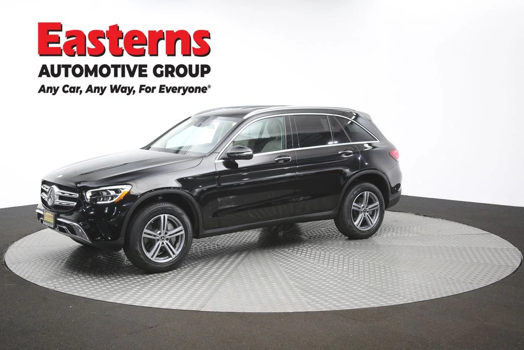 Used 2022 Black Mercedes-Benz GLC 300 image 57