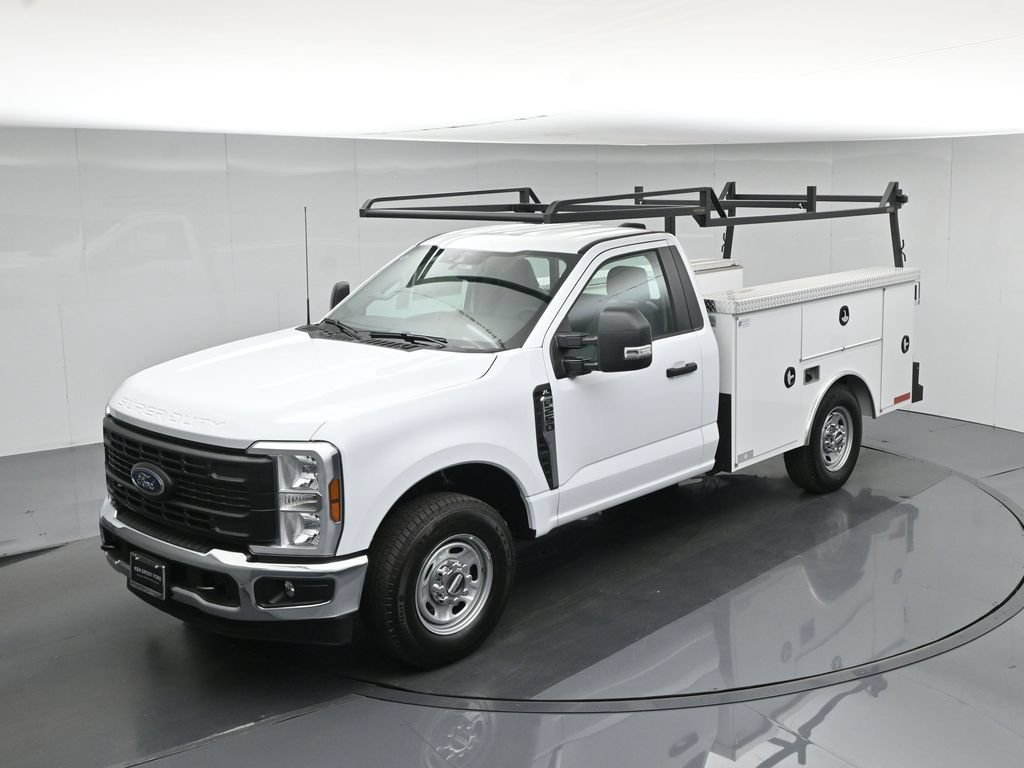New 2026 Oxford White Ford XL image 38