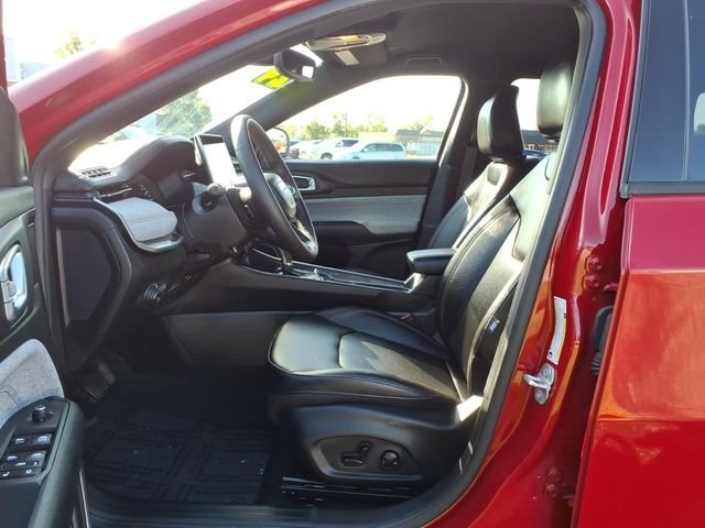 Used 2024 Red Jeep Latitude Lux image 13