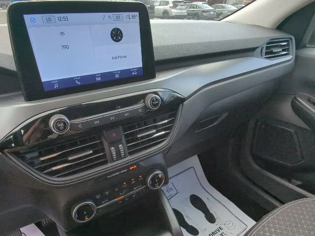 Used 2024  Ford Active image 15