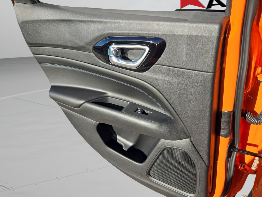 New 2026 Joose Exterior Paint Jeep Latitude image 26