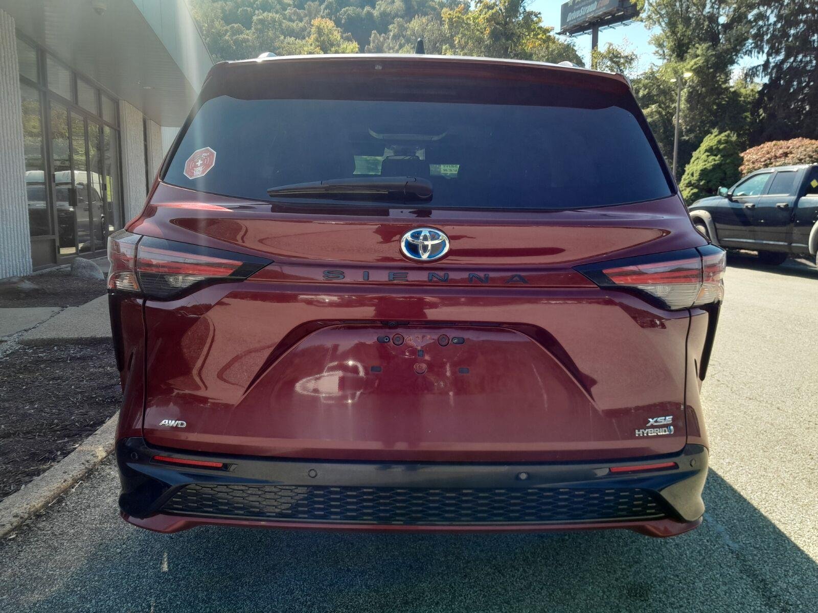 Used 2022 Ruby Flare Pearl TOYOTA  image 6