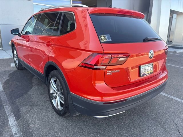Used 2018 Orange Volkswagen 2.0T SEL Premium image 2