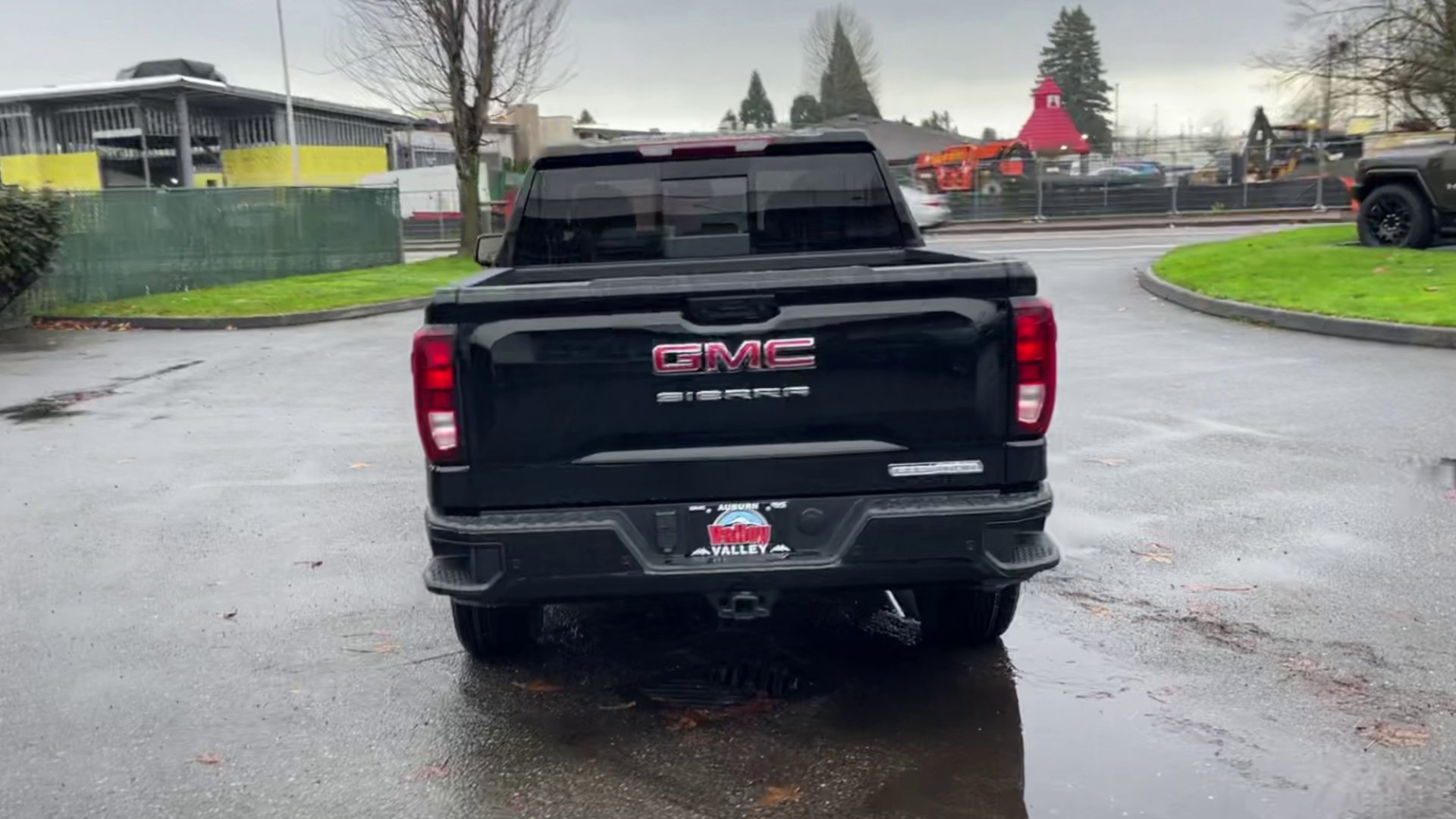 New 2026 Onyx Black GMC Elevation image 76