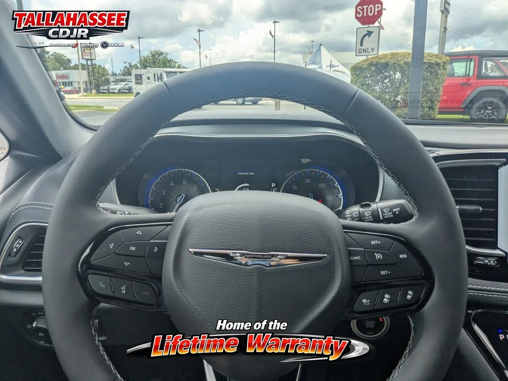 2026 Chrysler Pacifica Limited - Photo 31