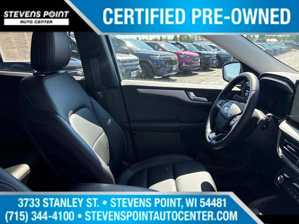 Used 2023 Cinnabar Red Metallic Premium Colorant Ford Platinum image 35