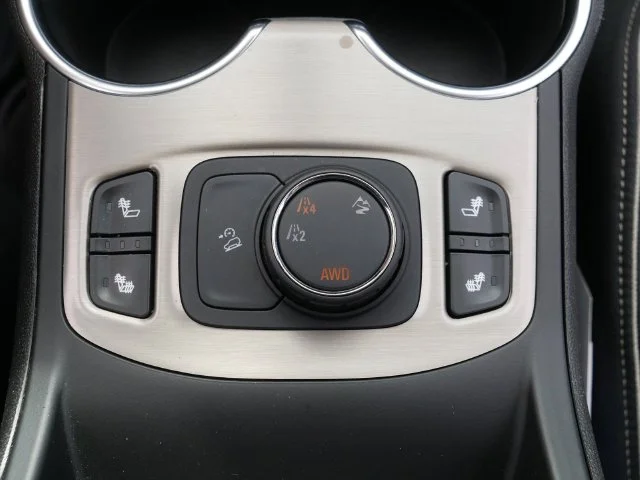 Used 2018 Red GMC Denali image 31