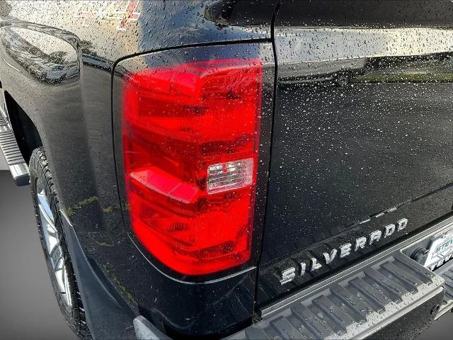 Used 2015 Black Chevrolet  image 27
