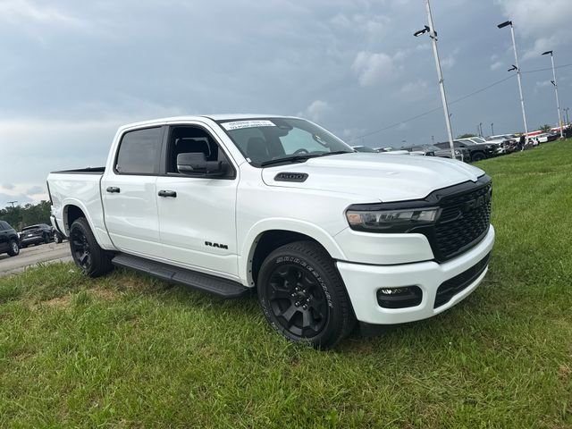 Used 2025 White Ram Big Horn/Lone Star image 7