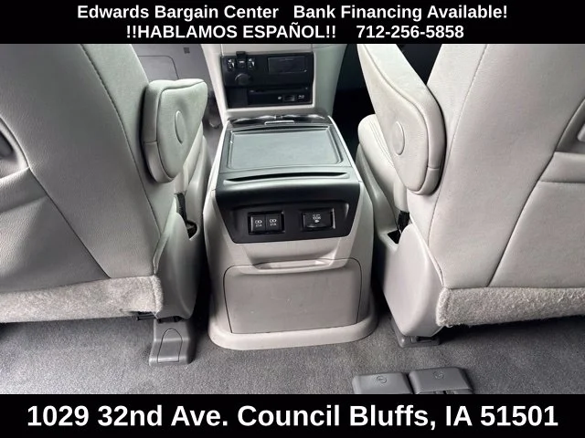 Used 2019 Gray Toyota XLE Premium image 18
