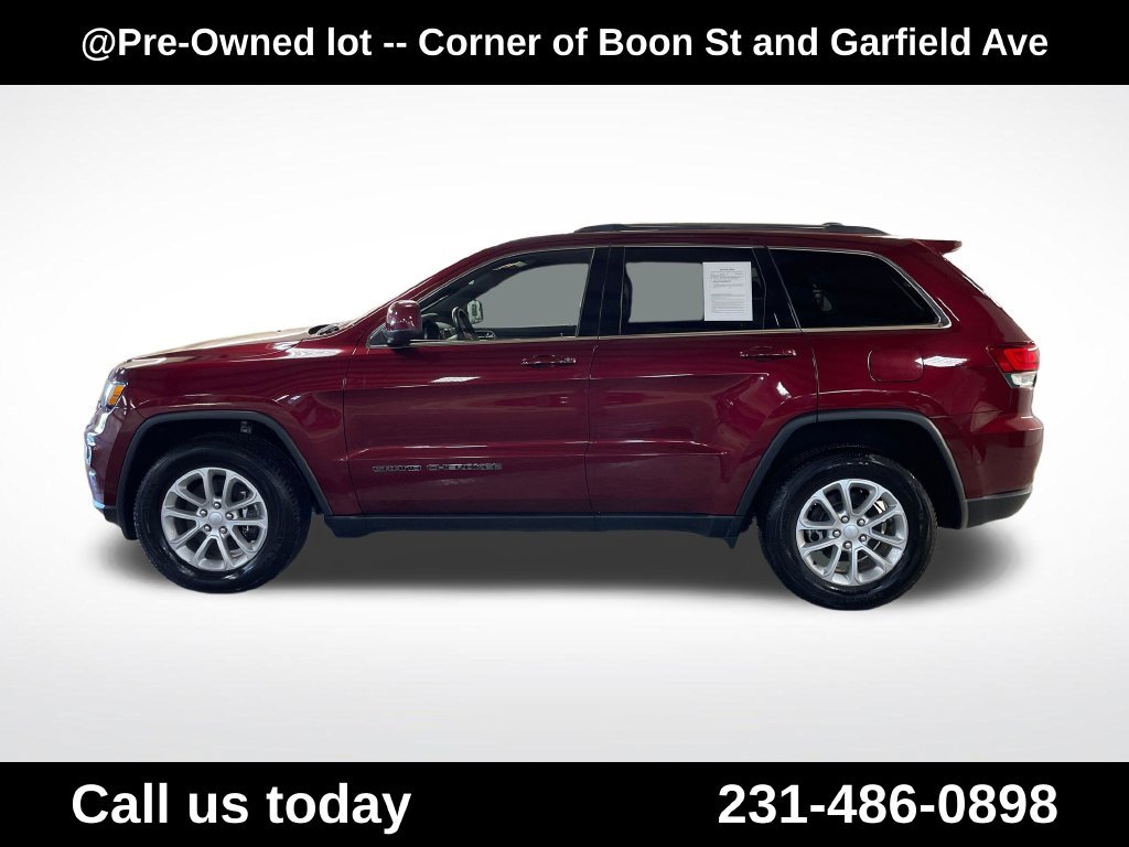 Used 2021 Red Jeep Laredo E image 2