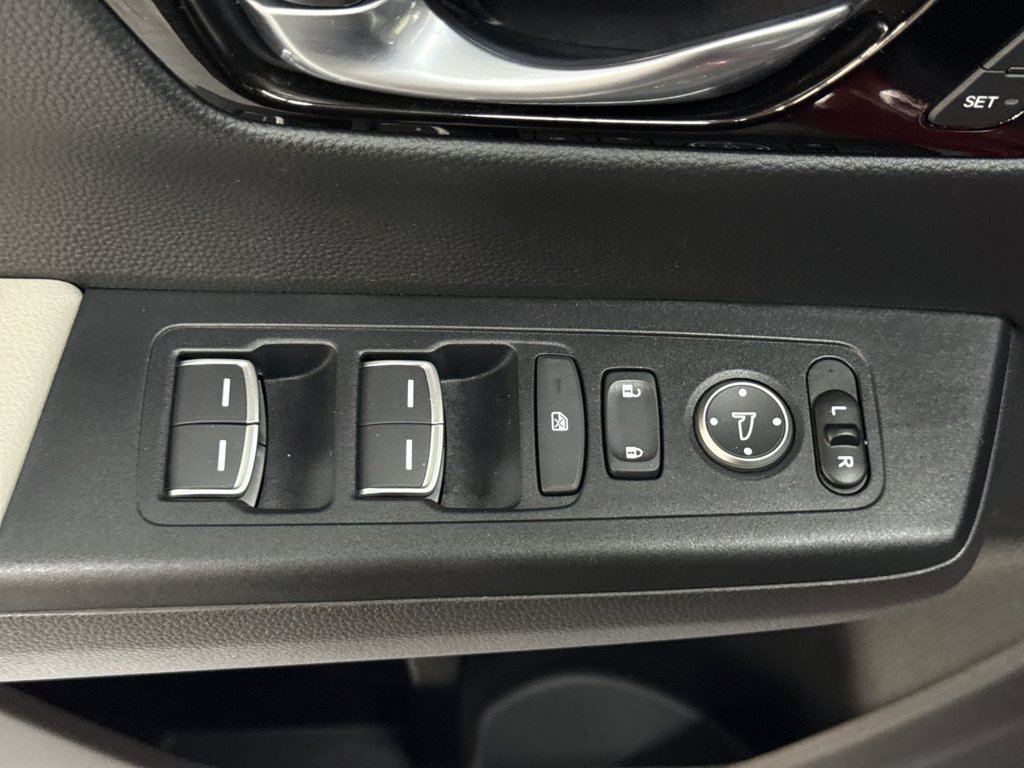 2025 Honda CR-V EX-L - Photo 15