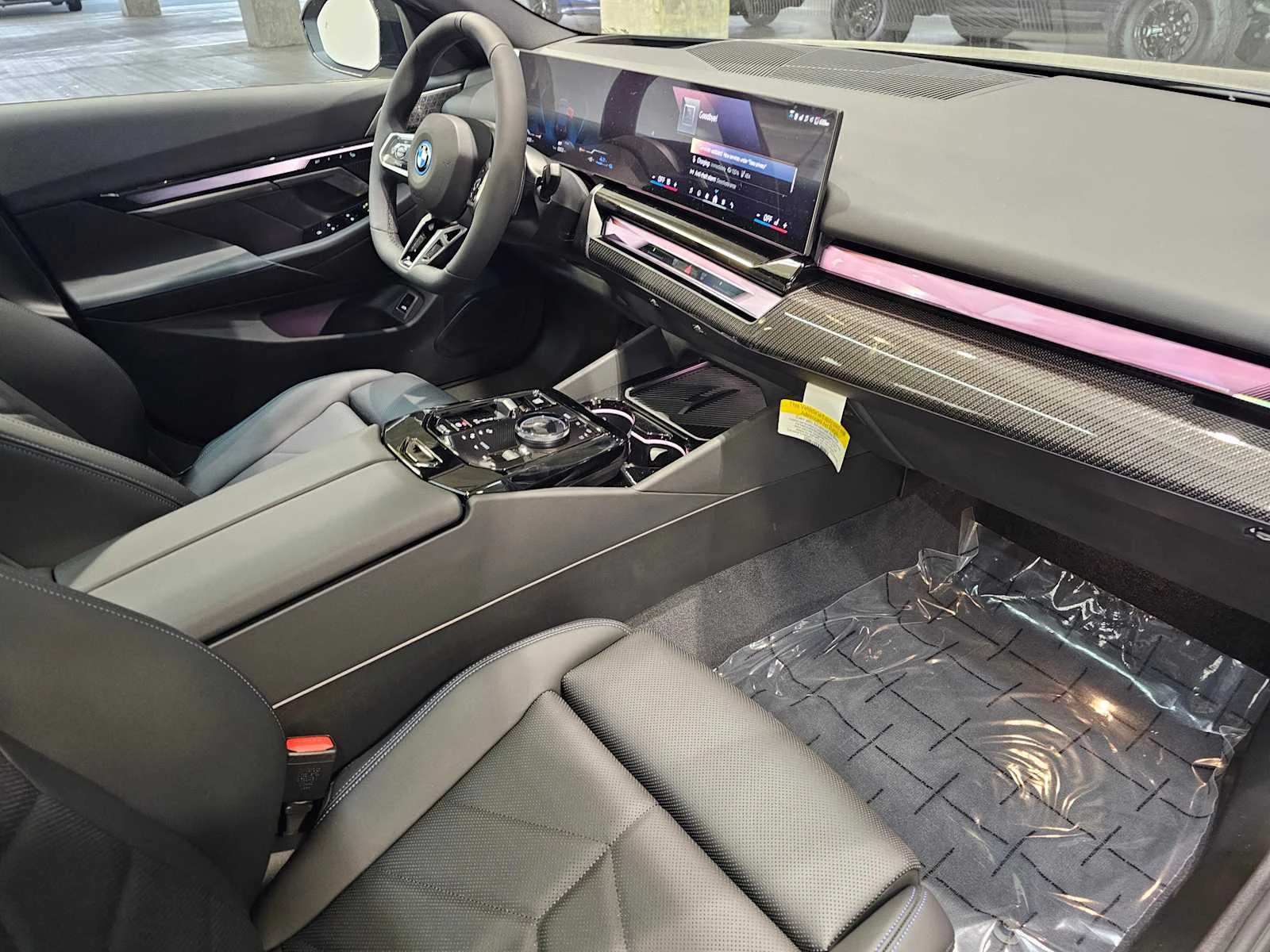 New 2027 Black Sapphire Metallic BMW xDrive image 29