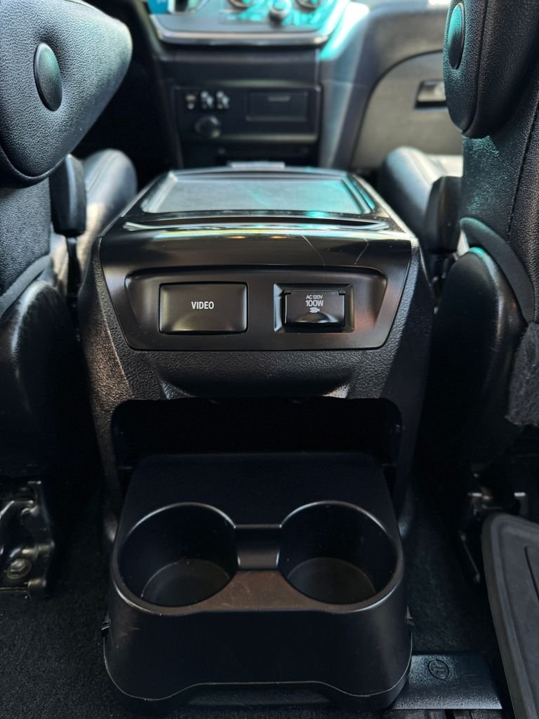 Used 2016 Midnight Black Metallic Toyota SE Premium image 37