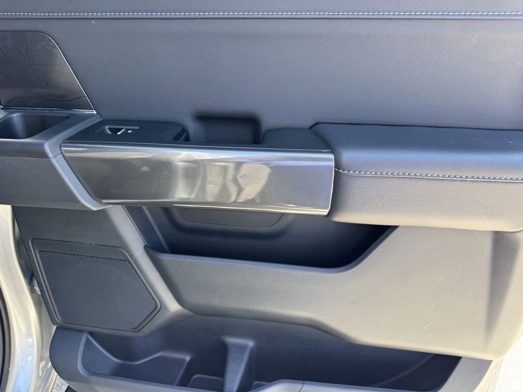 Used 2023 Silver Metallic Ford XLT image 10
