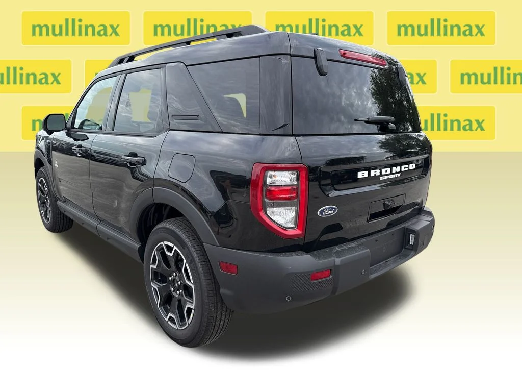 New 2025 Black Ford Outer Banks image 4