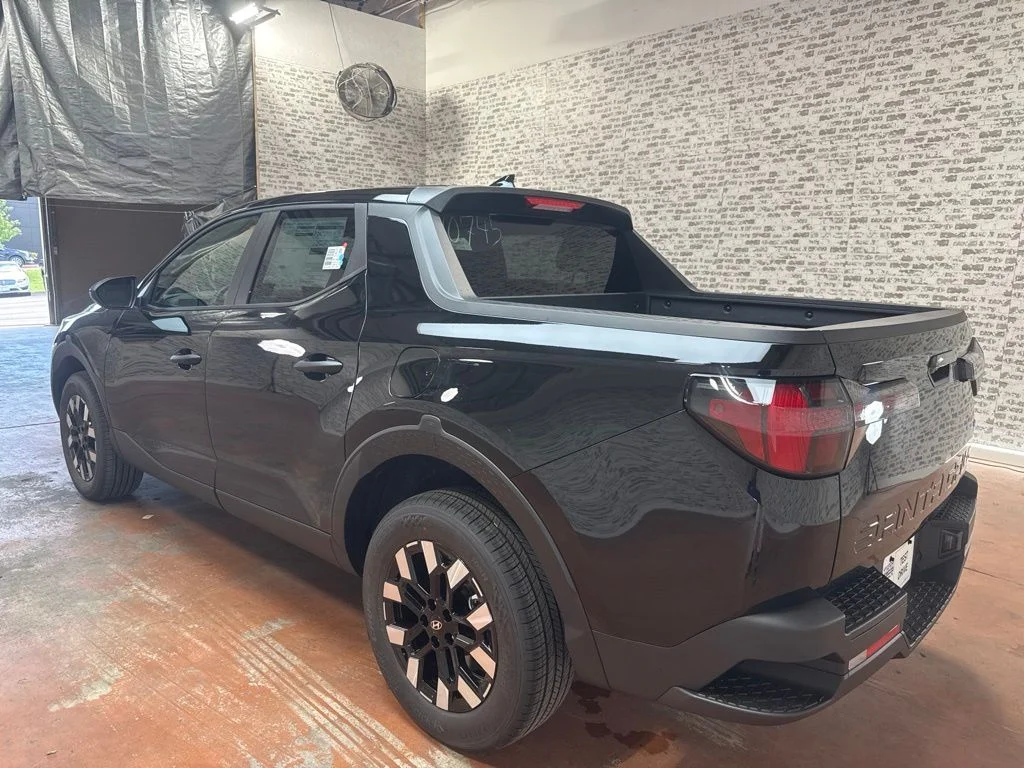 New 2027 Phantom Black Hyundai SE image 5