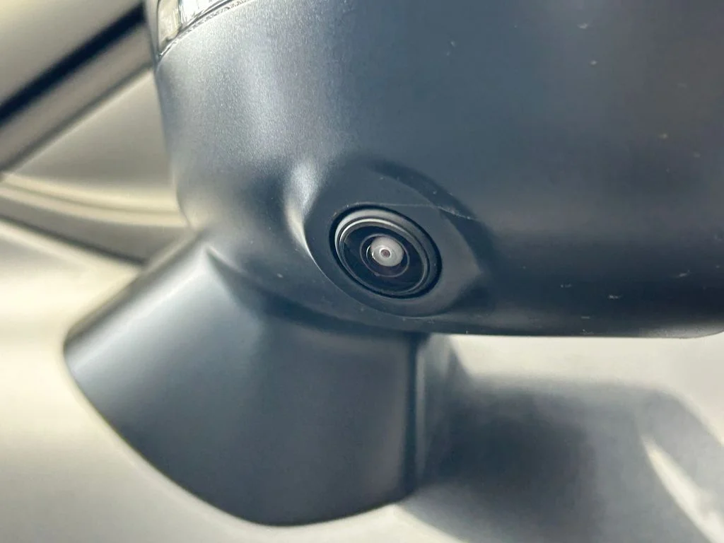 New 2026 Gray Mitsubishi SEL image 43