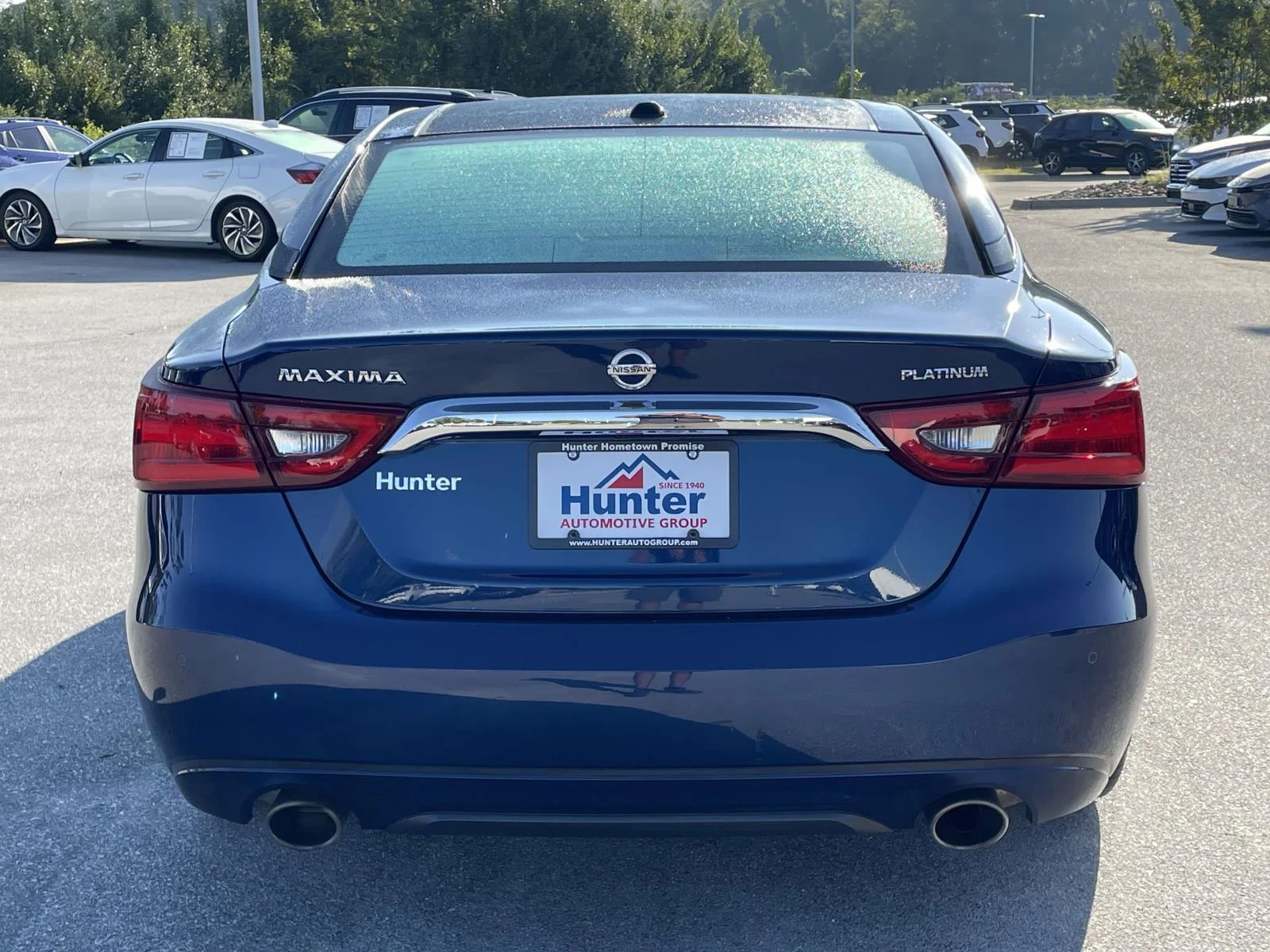 Used 2017 Deep Blue Pearl Nissan Platinum image 28