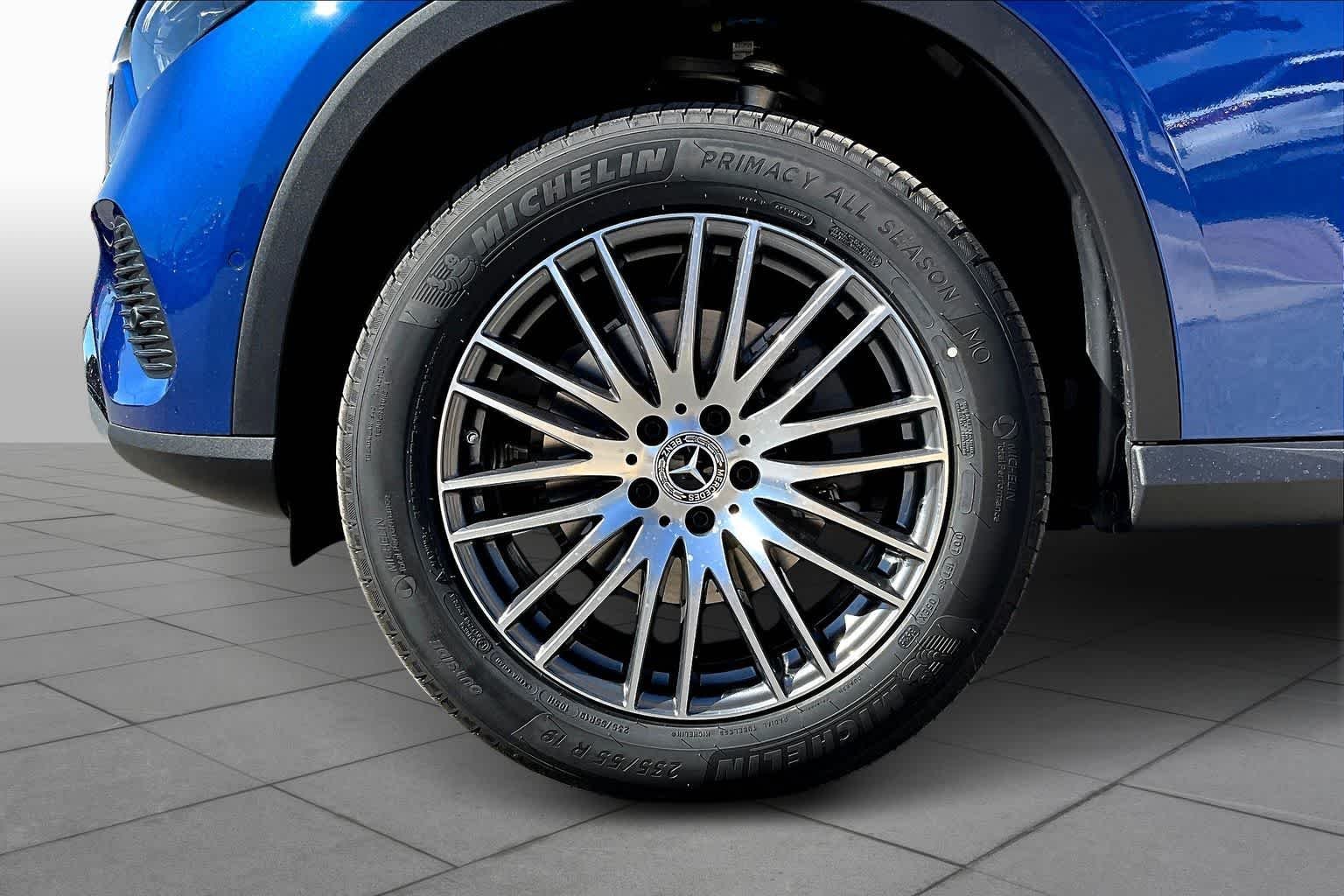New 2026 Starling Blue Metallic Mercedes-Benz GLC 300 image 21
