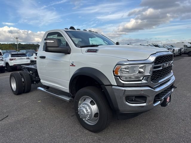2024 RAM 5500 Tradesman 4X4 Reg Cab SWB DRW 145" WB's photo