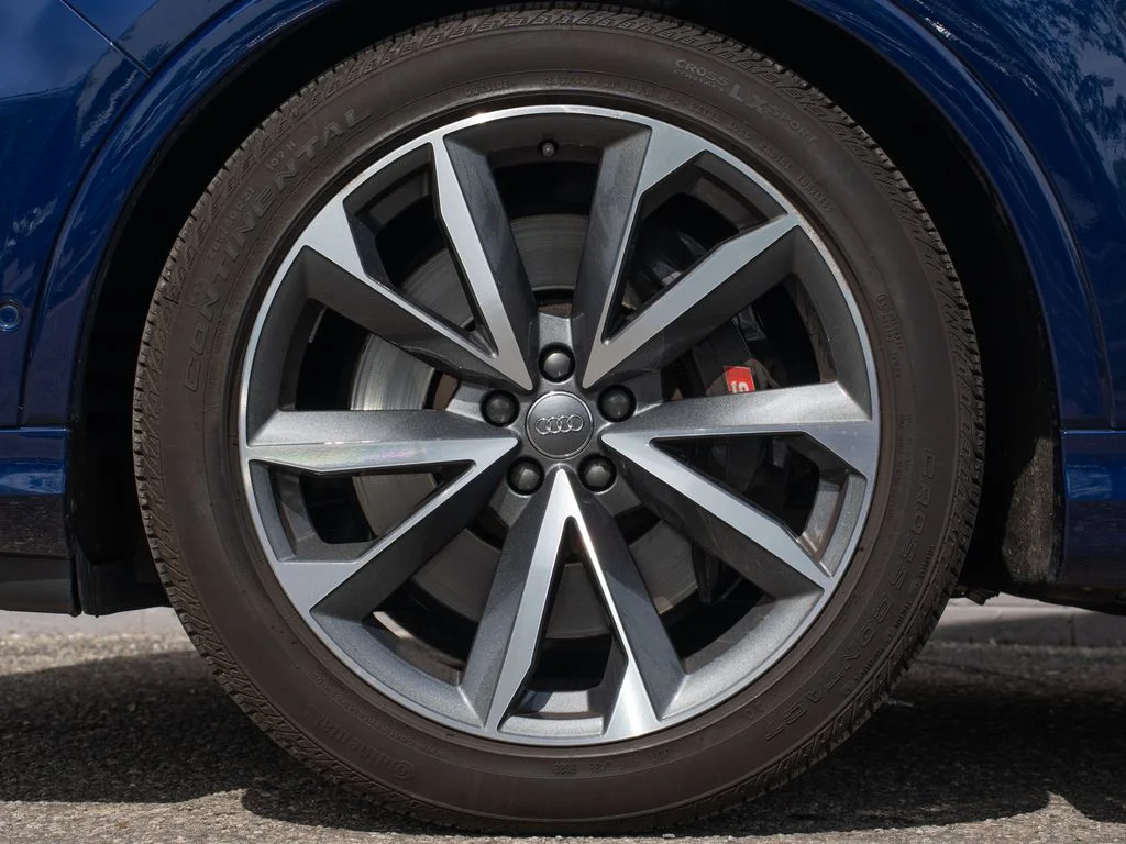 Used 2020 Blue Audi Premium Plus image 12