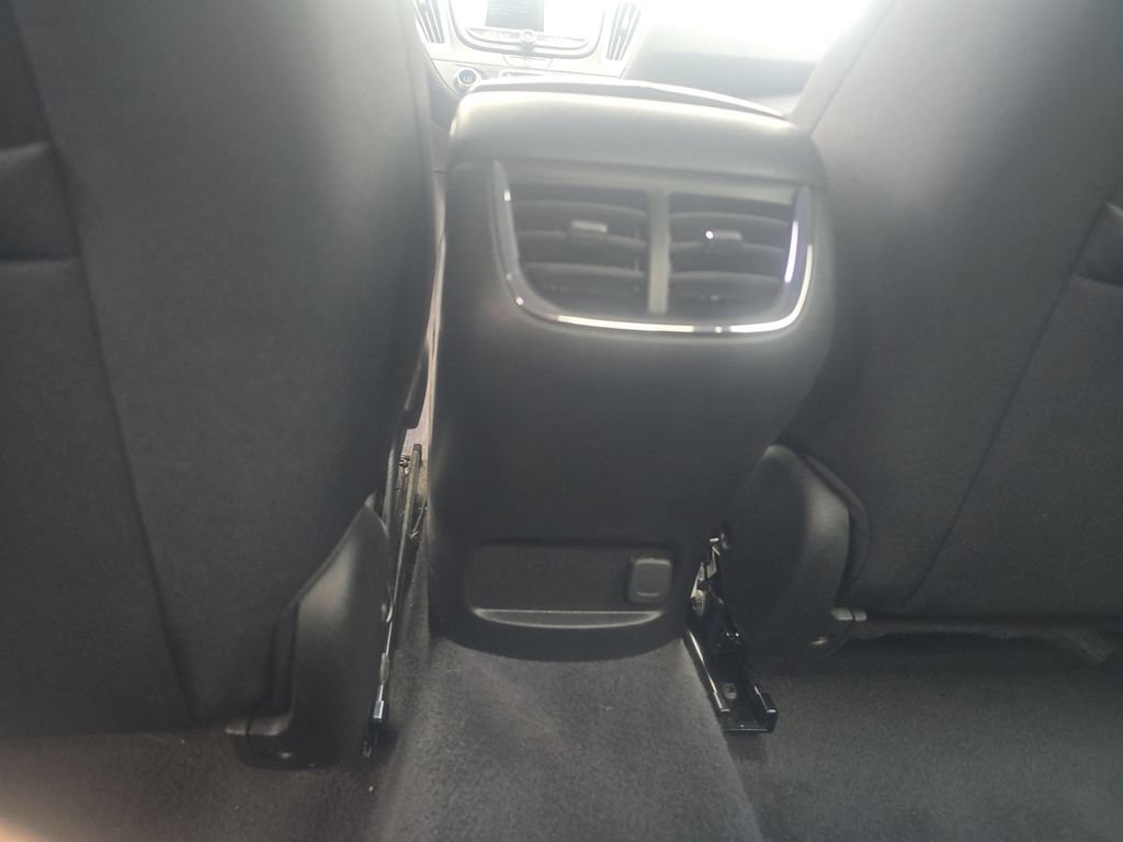 Used 2022 MINERAL GRAY METALLIC Chevrolet LT image 18