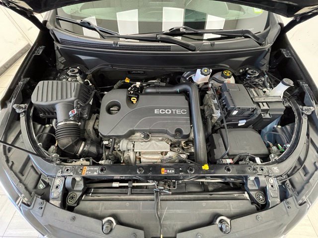 2021 Chevrolet Equinox LT - Photo 18