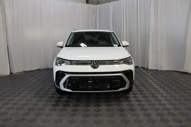 2025 Volkswagen Taos SEL - Photo 30