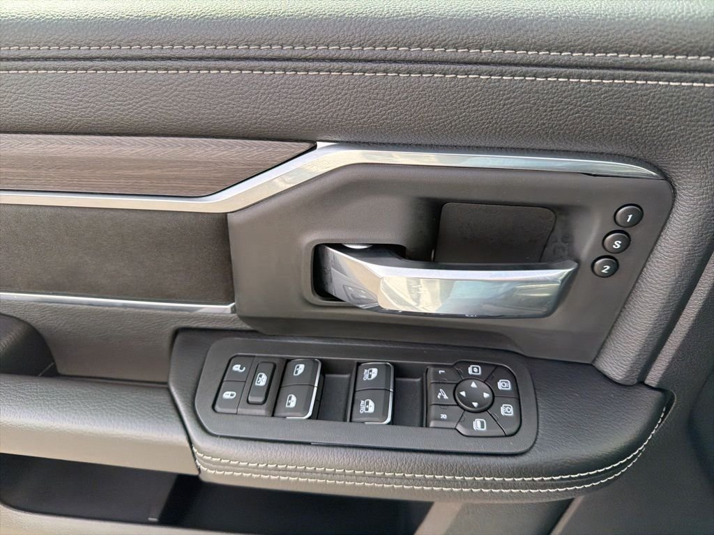New 2026 Bright White Clear-Coat Exterior Paint RAM Laramie image 35