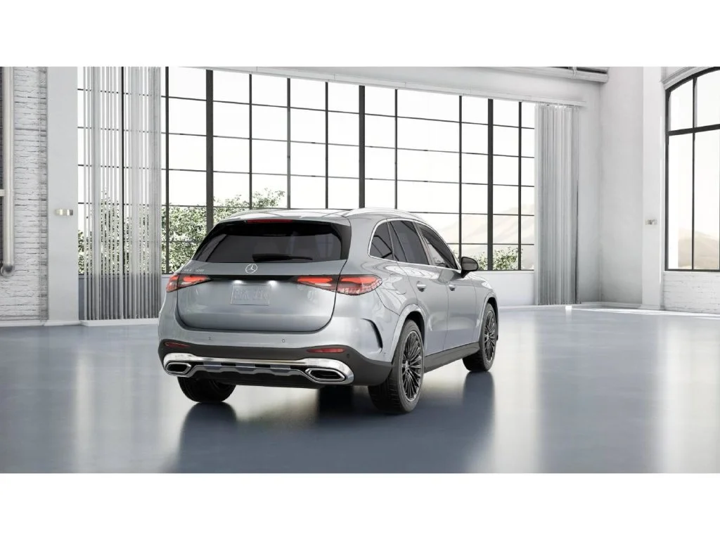 New 2027 Silver Mercedes-Benz GLC 300 image 23