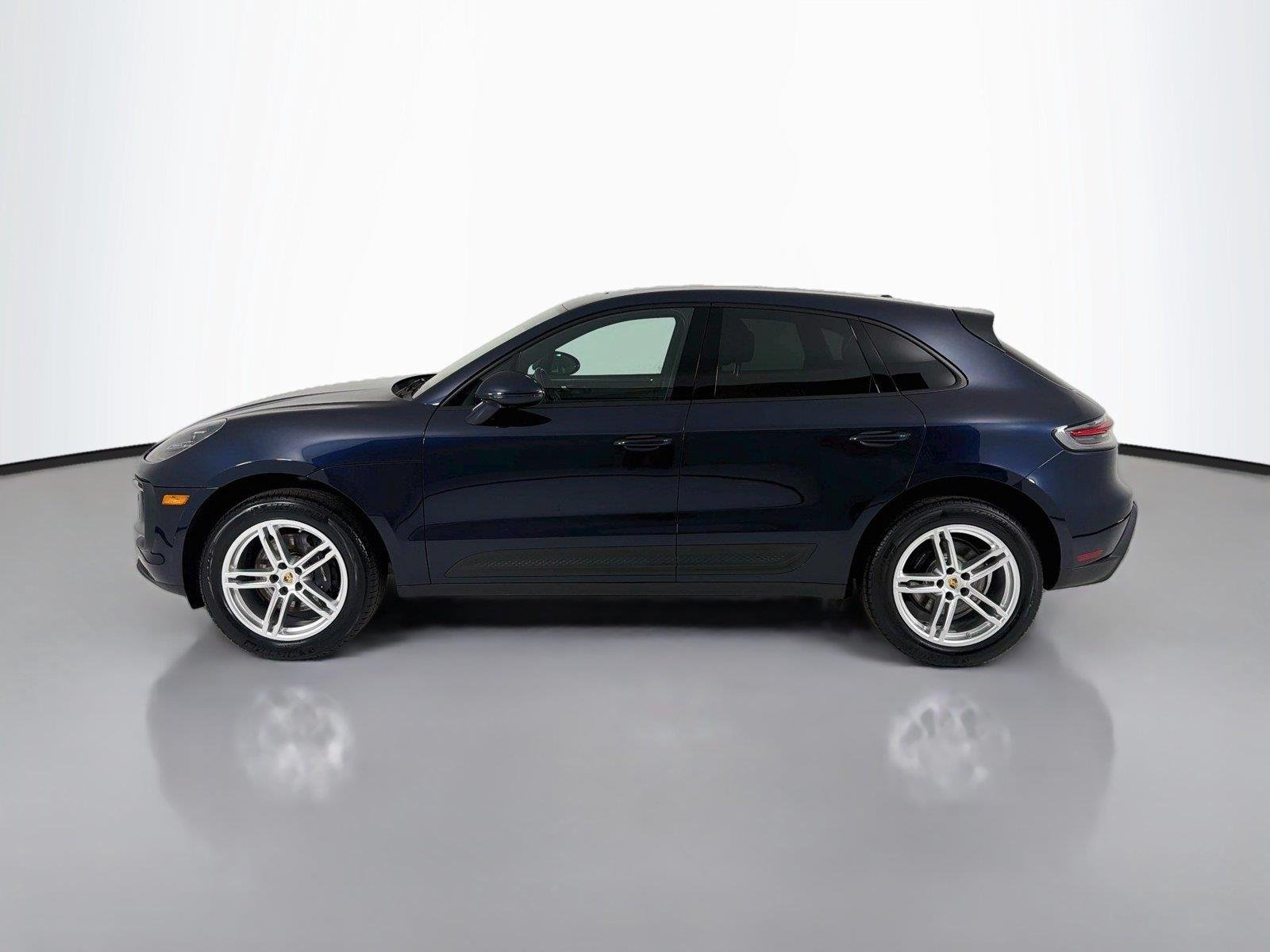 Used 2023 Night Blue Metallic Porsche  image 2