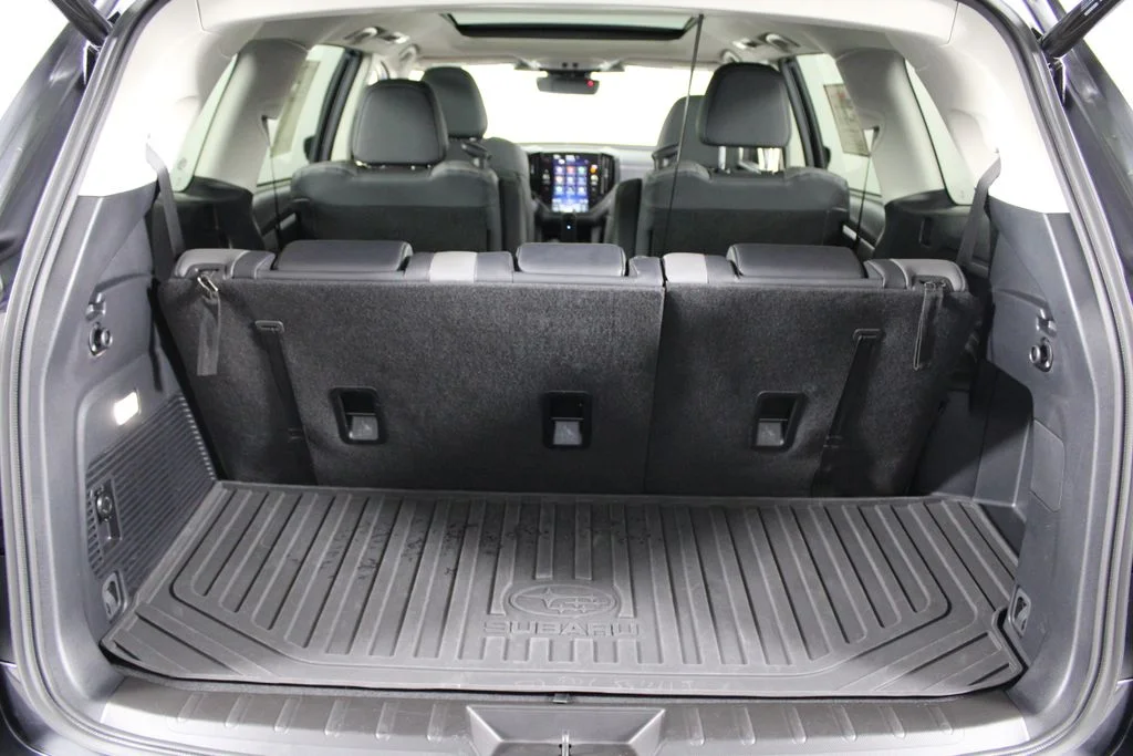 2025 Subaru Ascent Onyx Edition-Premium - Photo 16