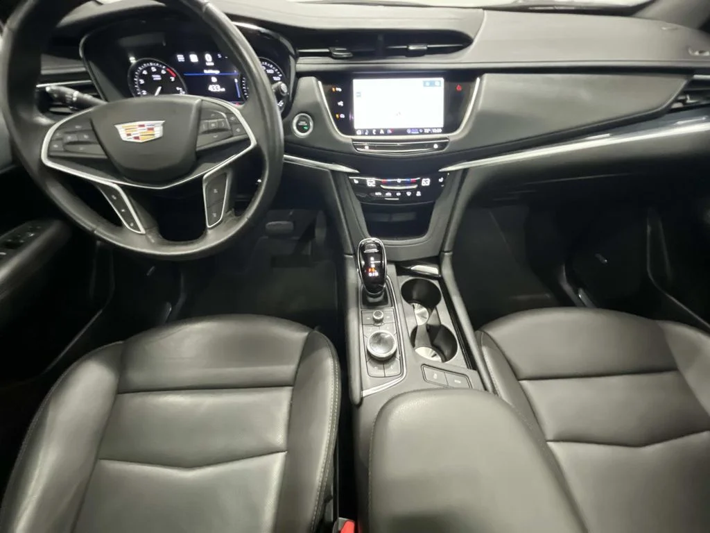 Used 2024 Stellar Black Metallic Cadillac Premium Luxury image 14