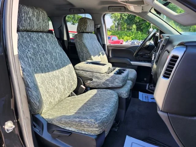 Used 2019 BLACK Chevrolet LT image 22