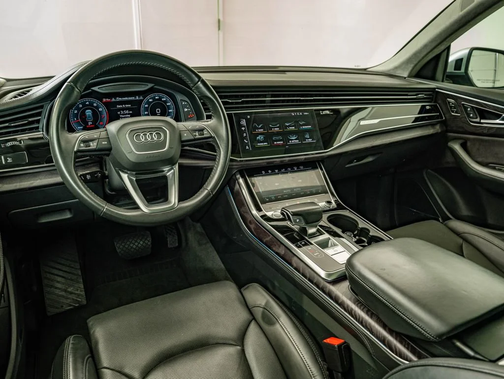 Used 2019 Florett Silver Metallic Audi 3.0T Prestige image 30