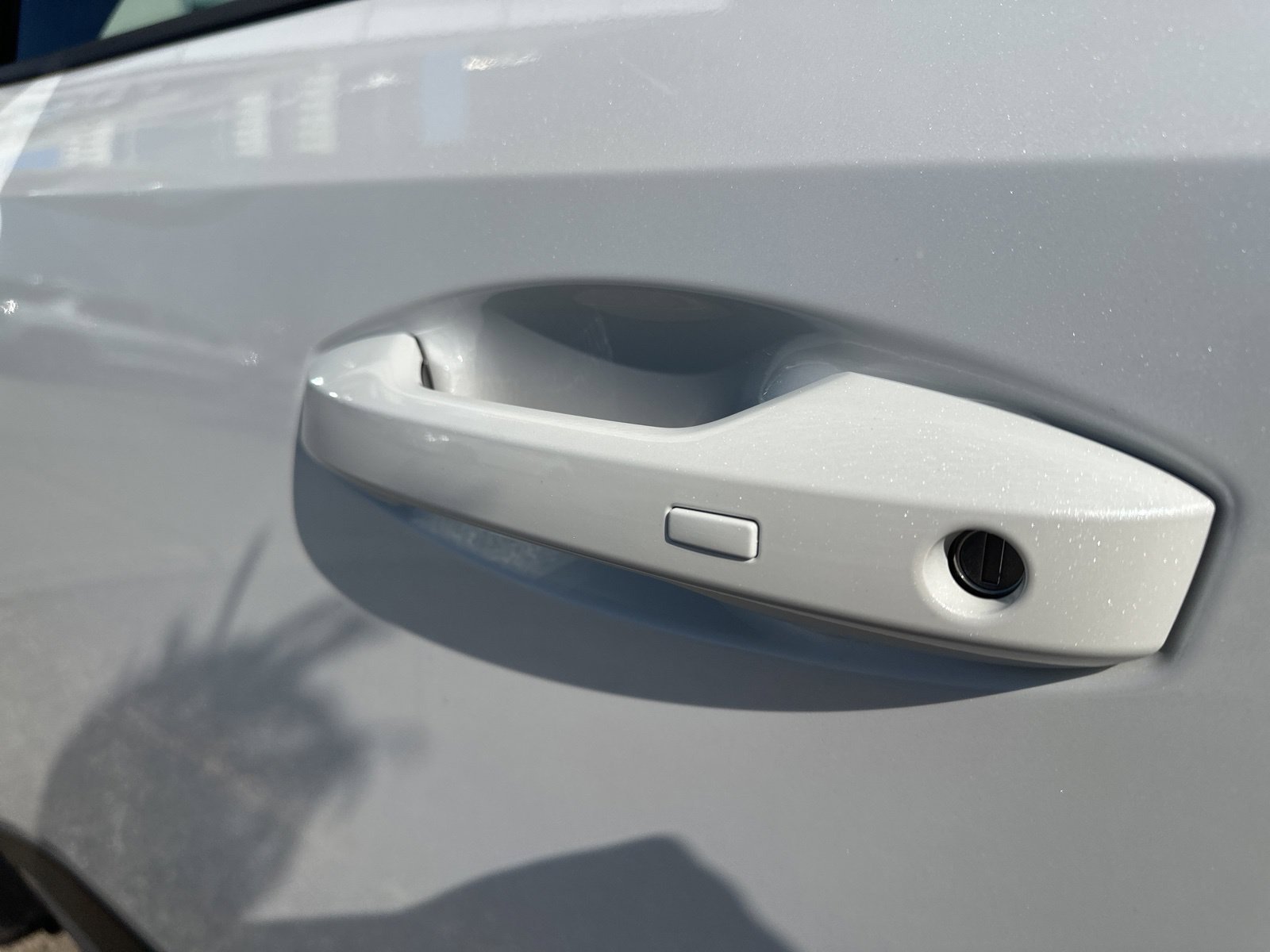 Certified Used 2026 White Nissan SR image 11