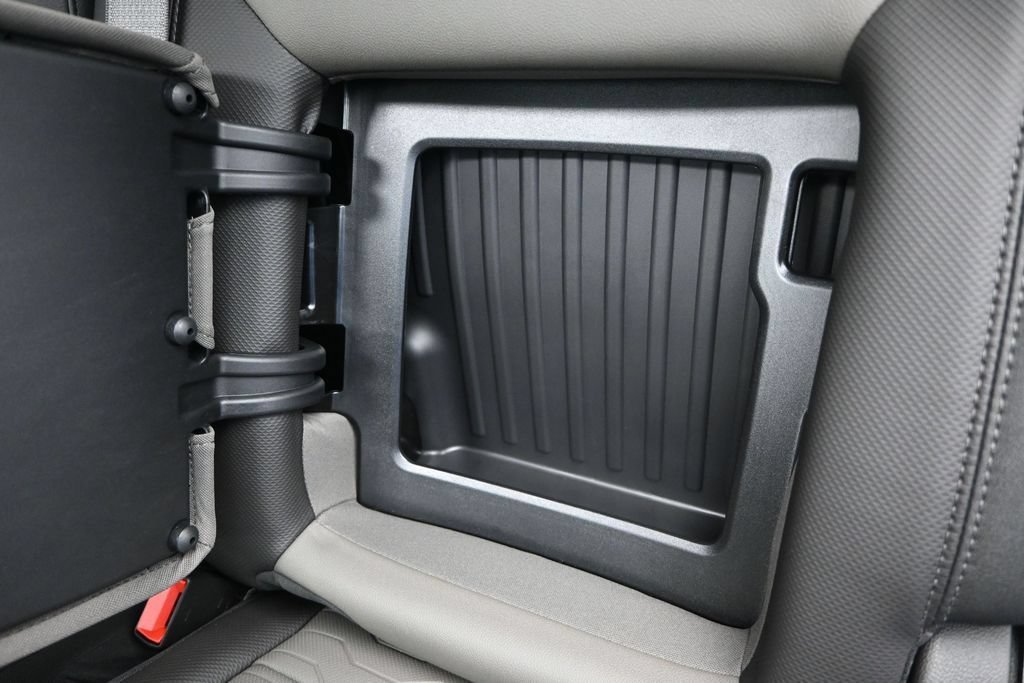 2026 Chevrolet Silverado 1500 ZR2 - Photo 18