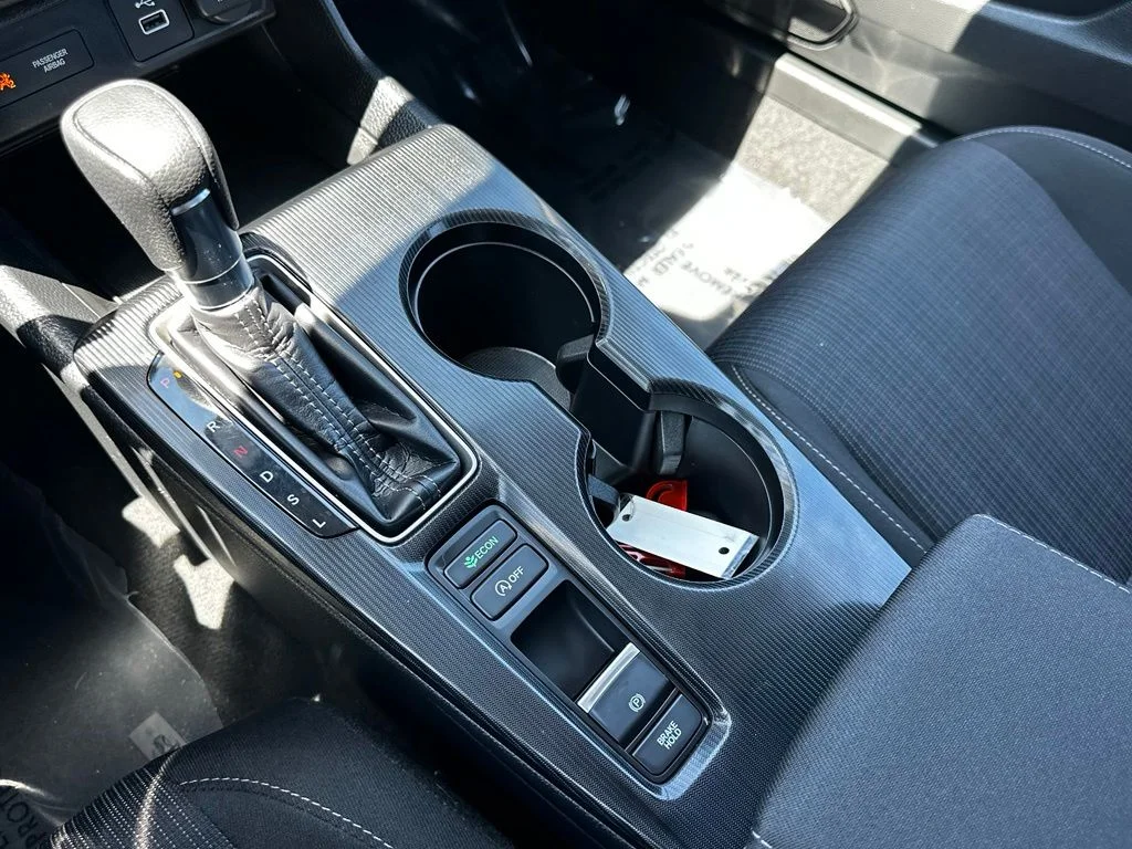 Certified Used 2023 Silver Honda LX image 28