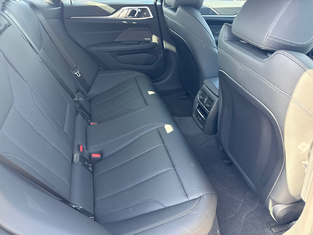 New 2026 Skyscraper Grey Metallic BMW eDrive40 image 16