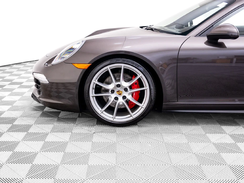 Used 2015 Brown Porsche Carrera 4S image 39