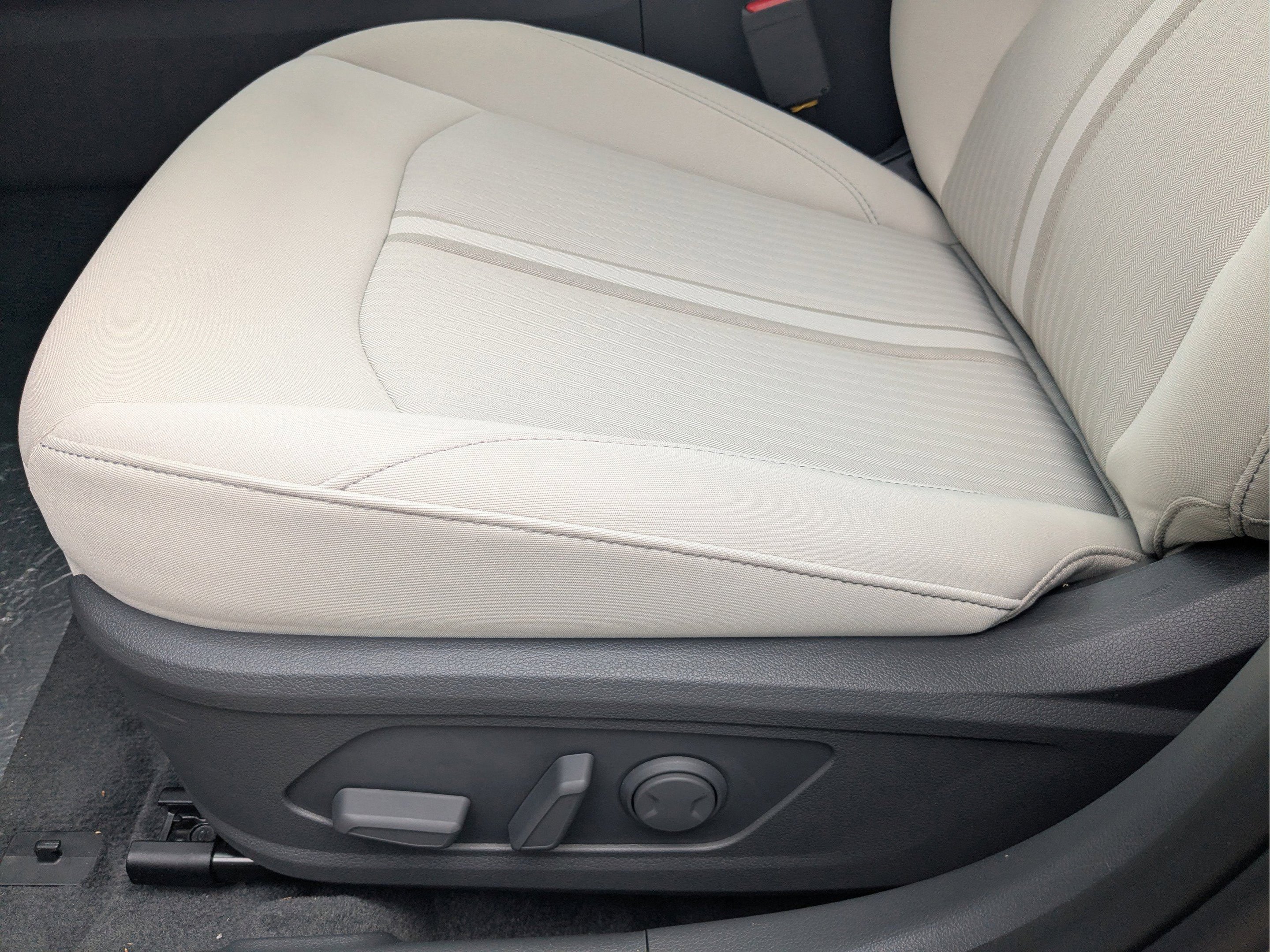 New 2026 Portofino Gray Hyundai SEL image 25