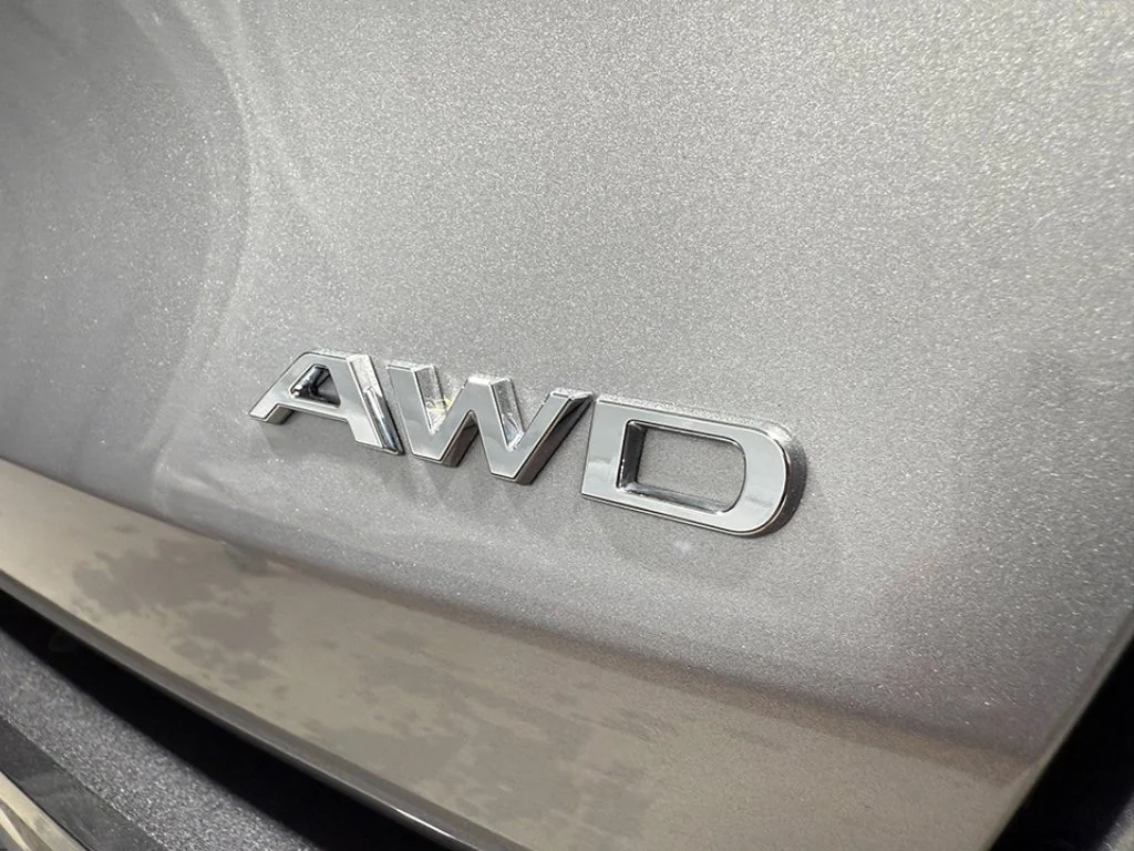 New 2026 Solar Silver Metallic Acura  image 6