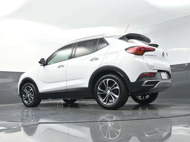 2020 Buick Encore GX Essence | CarEdge | CarEdge