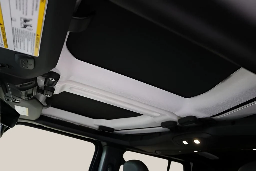 New 2026 Black Clear-Coat Exterior Paint Jeep Rubicon X image 29