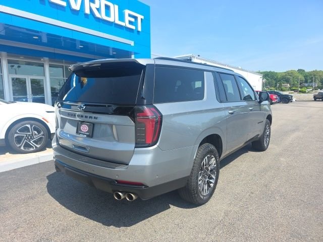 Used 2025 Gray Chevrolet Z71 image 7