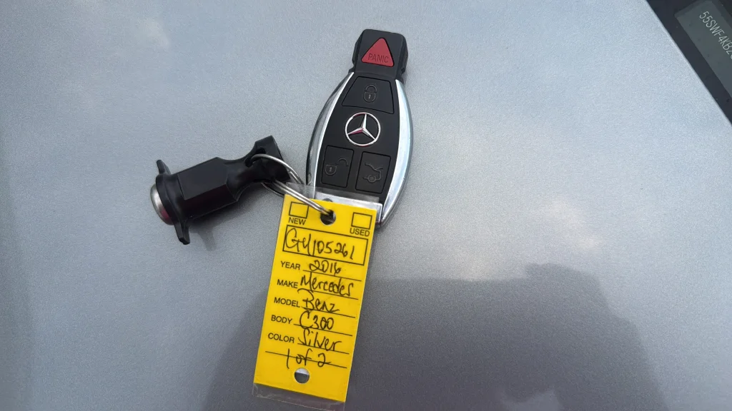 Used 2016 Silver Mercedes-Benz C 300 image 23
