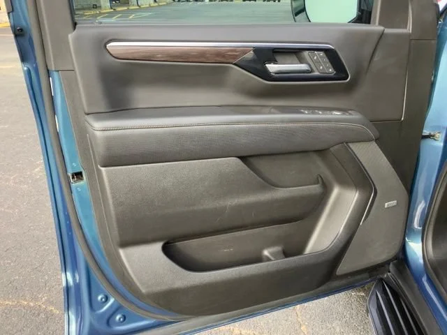 2025 Chevrolet Tahoe Premier - Photo 11