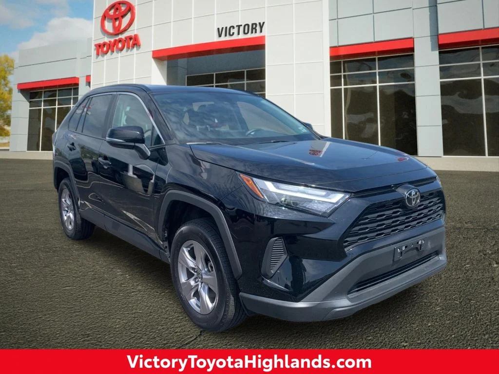 Used 2025 Black Toyota XLE image 1