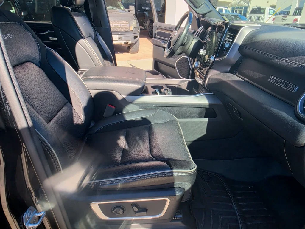 Used 2020 Black Ram Laramie image 20